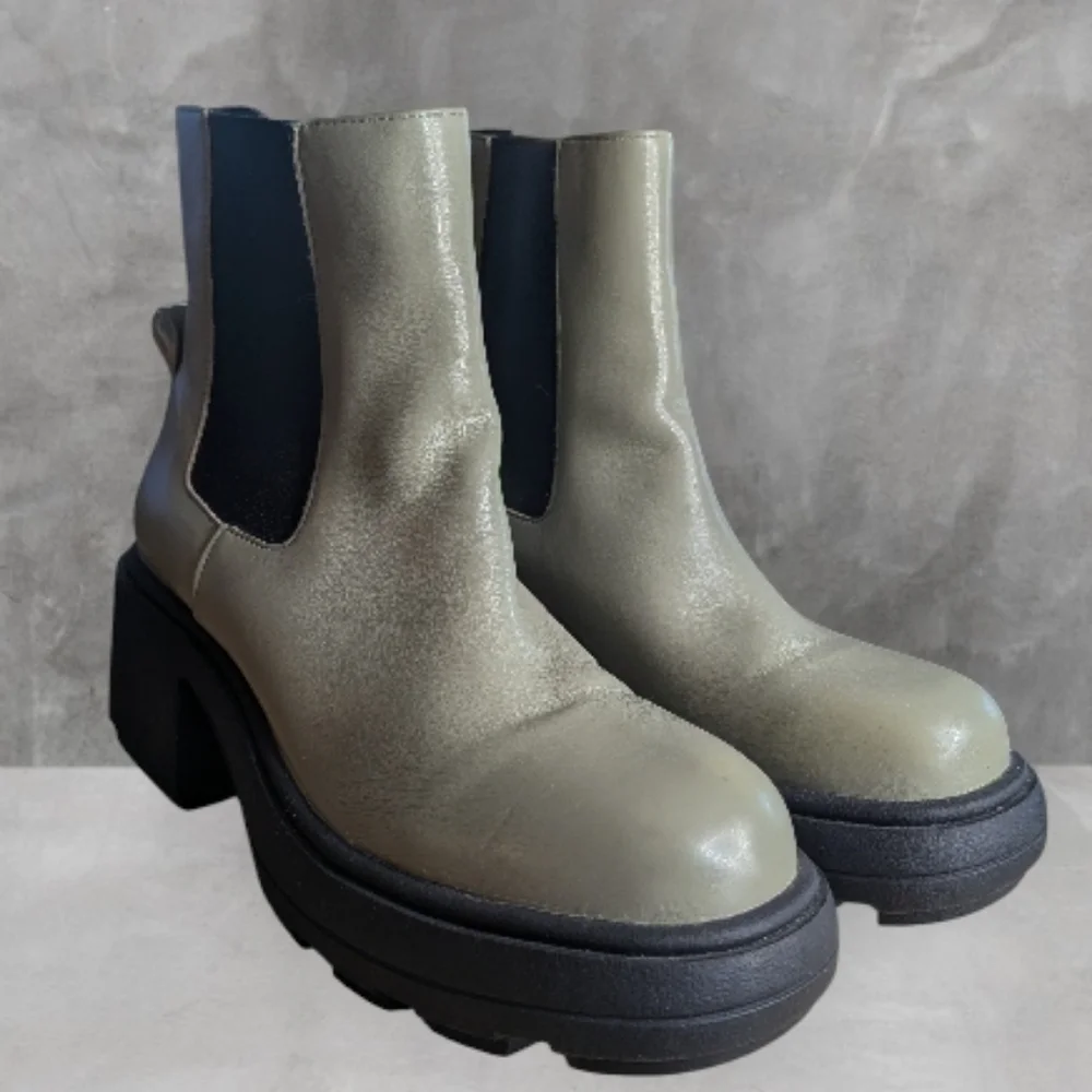 PrettyLittleThing Chunky Chelsea Boots Olive Green Lug Sole EU 40 US Women 9/9.5